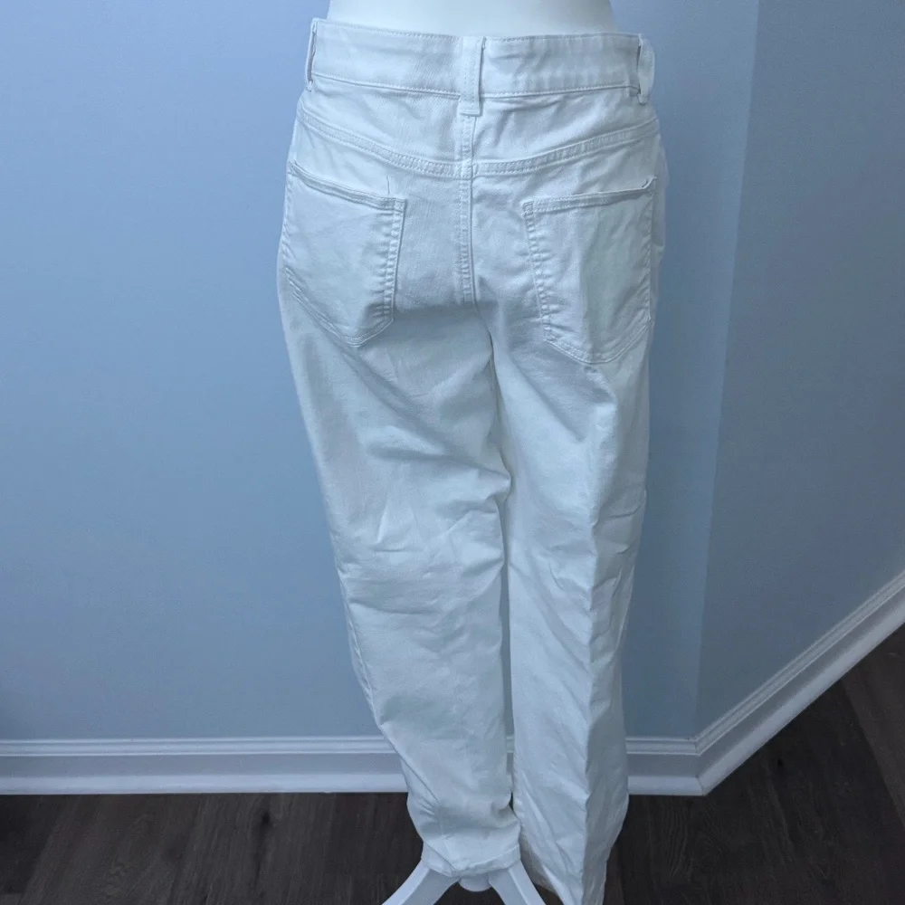 Talbots Simply Flattering Collection White Boyfriend Jeans Size 6 - Picture 2 of 2